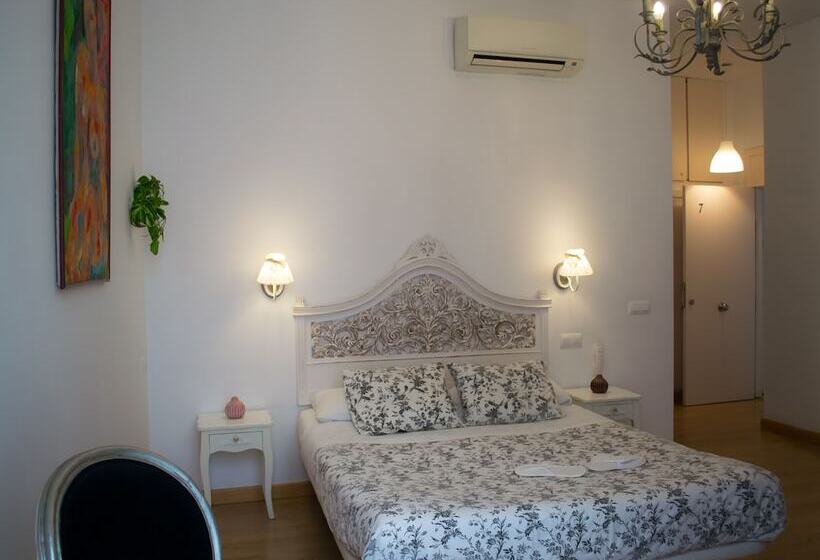 اتاق لوکس, Un Patio Al Sur