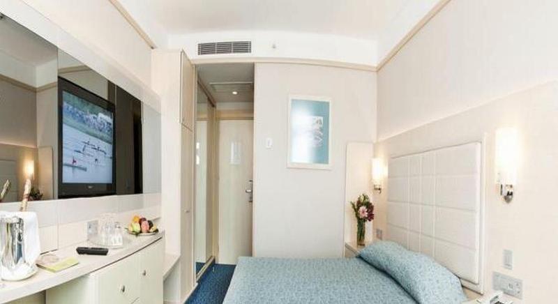 اتاق استاندارد سه نفره با چشم‌انداز کنار دریا, Ux Oriental Coast Marsa Alam