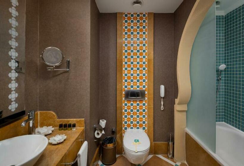 اتاق خانوادگی, Spice Hotel & Spa