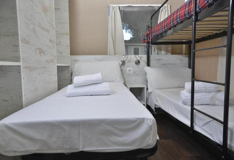 چادر با خدمات رفاهی استاندارد, Villaggio Camping Torre Del Porticciolo