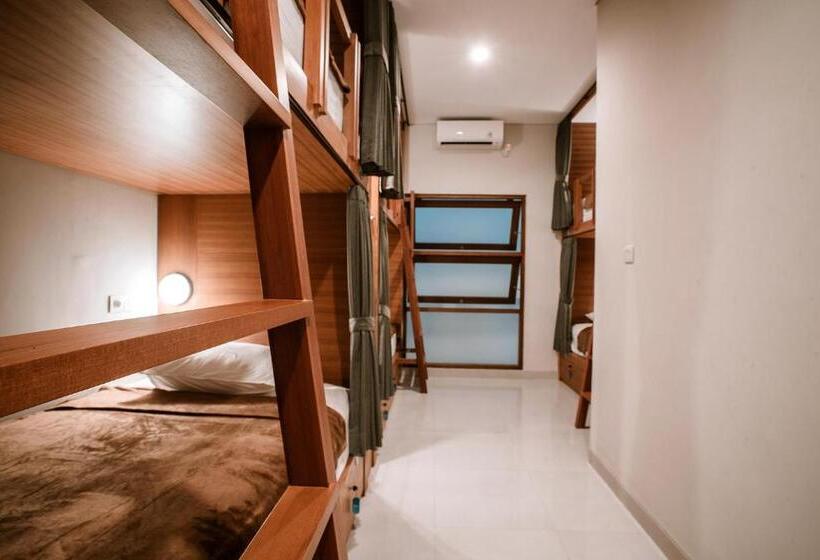 تختخواب در اتاق مشترک, One Degree Sunset Hill Leisure