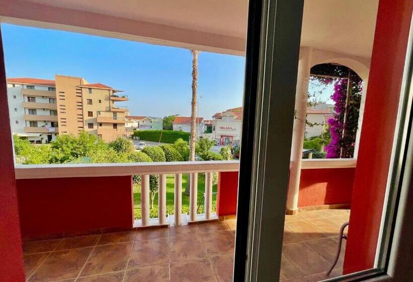 اتاق استاندارد, Vila L Budva