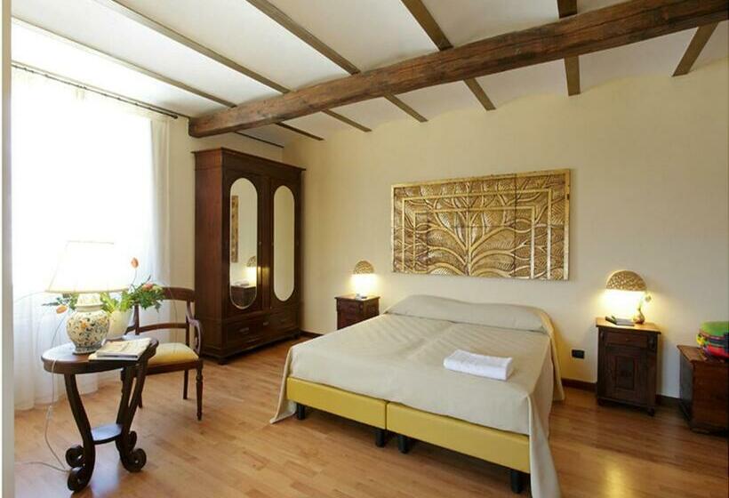 اتاق استاندارد چهار تخته, Villa Vittoria