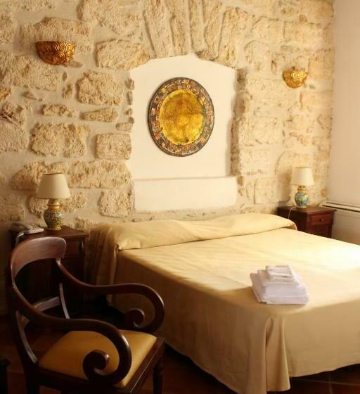 اتاق استاندارد سه نفره, Villa Vittoria