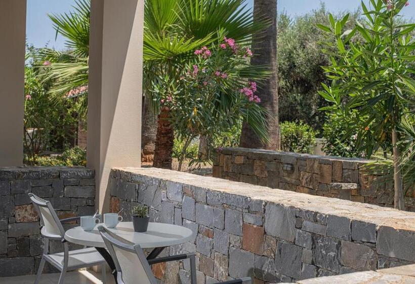 اتاق سوپریور سه تخته, Aeolos Beach Resort