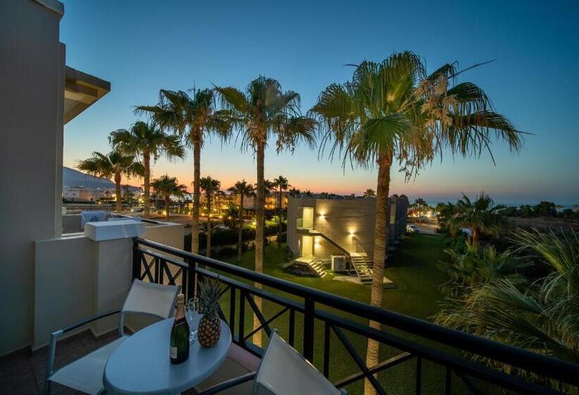 اتاق سوپریور سه تخته, Aeolos Beach Resort