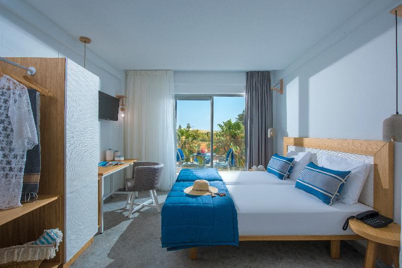 اتاق لوکس, Aeolos Beach Resort