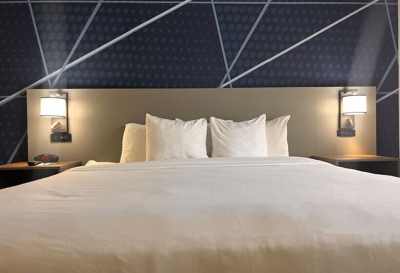 سوییت, Comfort Suites Louisville Airport