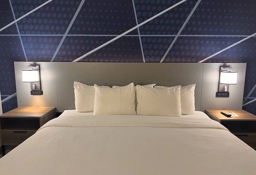 سوییت, Comfort Suites Louisville Airport
