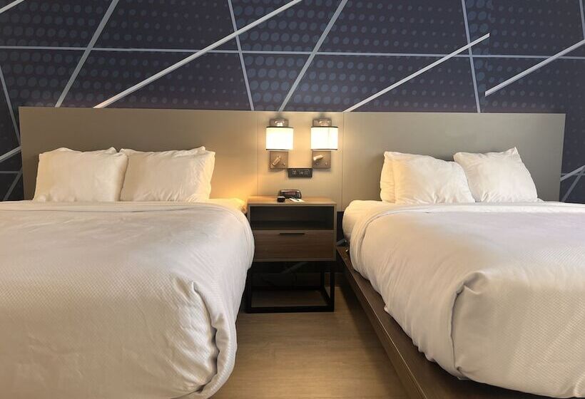 سوییت, Comfort Suites Louisville Airport