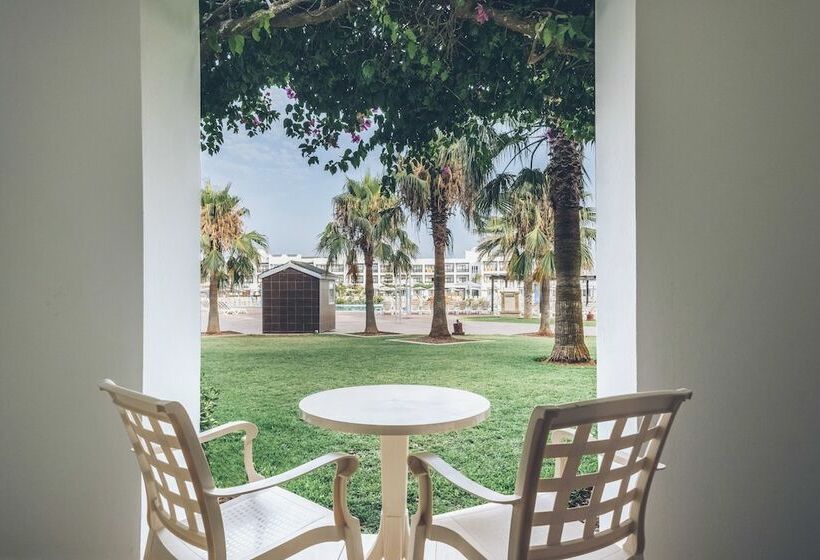 اتاق اساندارد با چشم‌انداز جانبی به دریا, Iberostar Waves Saidia