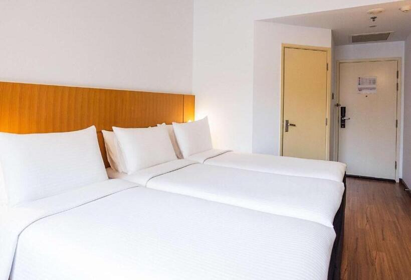 اتاق سوپریور سه تخته, Ibis Singapore On Bencoolen