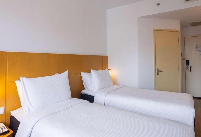 اتاق لوکس با چشم‌انداز شهر, Ibis Singapore On Bencoolen