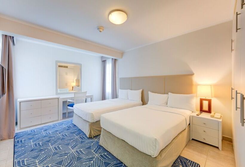 2 Bedrooms Apartment Lake View, Millennium Lakeview