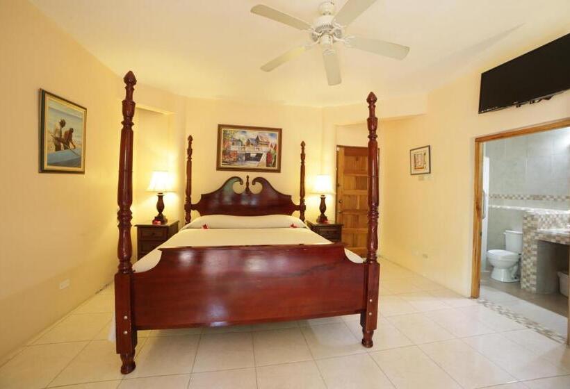 اتاق لوکس با تخت بزرگ, Negril Palms