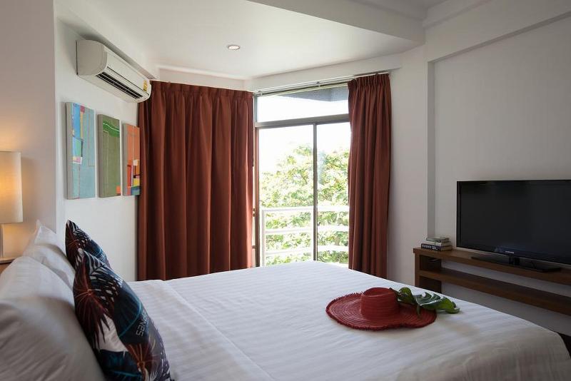 Deluxe Room Sea View, Sandalay Resort Pattaya