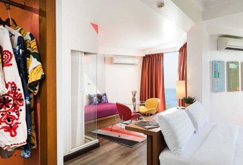 اتاق لوکس با چشم‌انداز دریا, Sandalay Resort