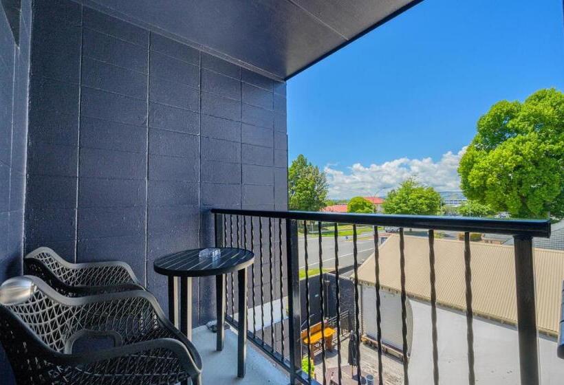 استودیوی لوکس, Urban Lounge Sleepery