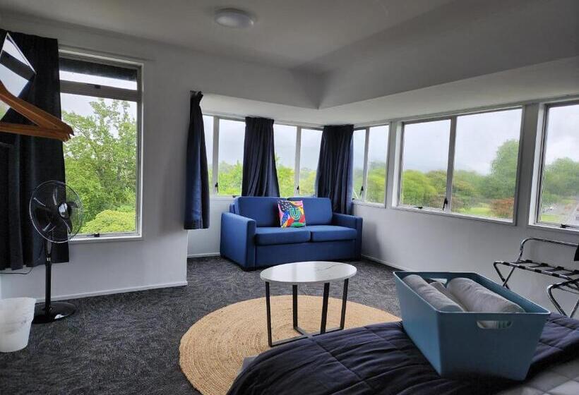 استودیوی استاندارد, Urban Lounge Sleepery