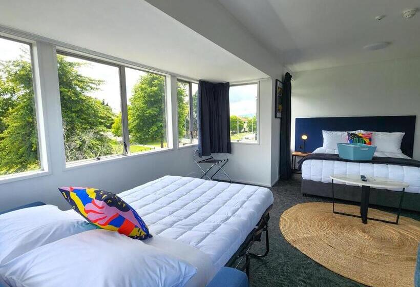 استودیوی استاندارد, Urban Lounge Sleepery