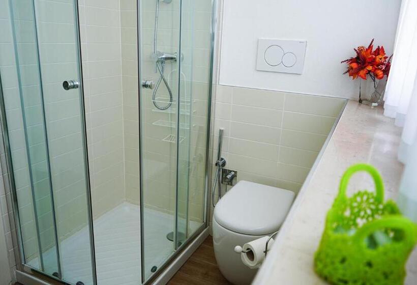 اتاق لوکس, B&b Ca  Rina