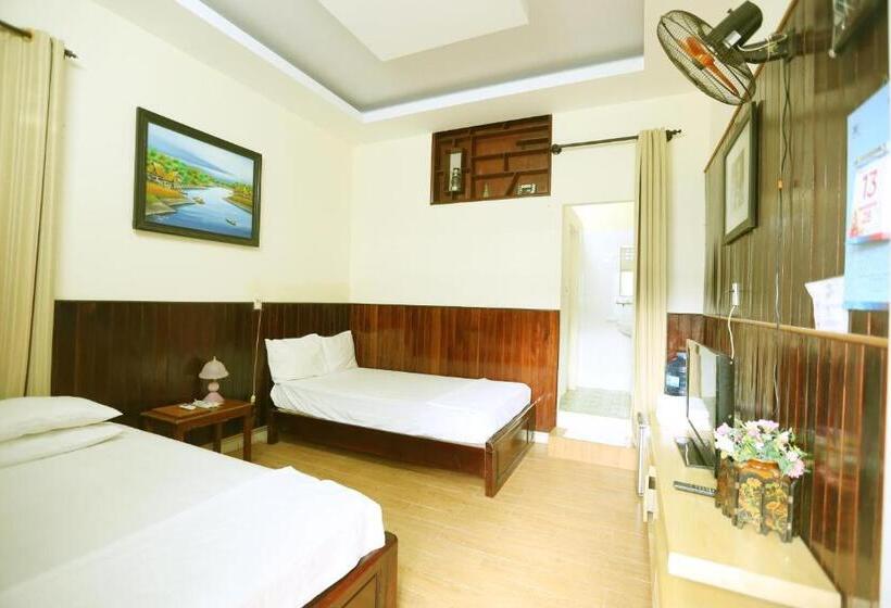 اتاق استاندارد چهار تخته, Homestay Hong Cong