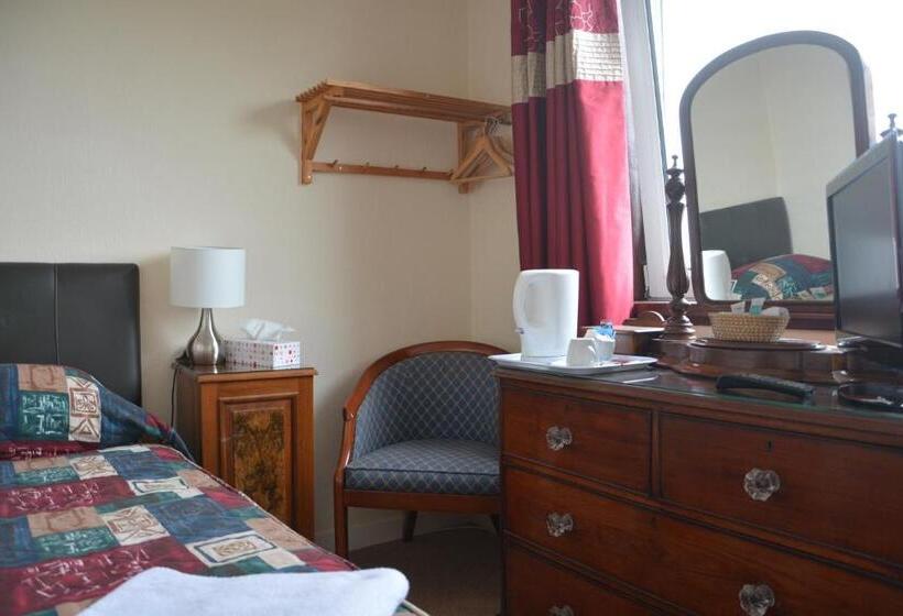 اتاق استاندارد یک نفره, The Royal Crown Guest House