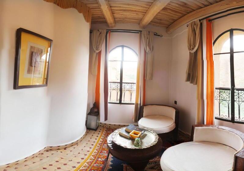 سوییت با چشم‌انداز کوه, Auberge Chez Pierre