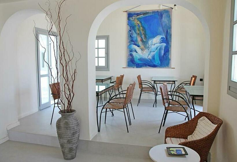 سوییت با چشم‌انداز دریا, She Mykonos Boutique