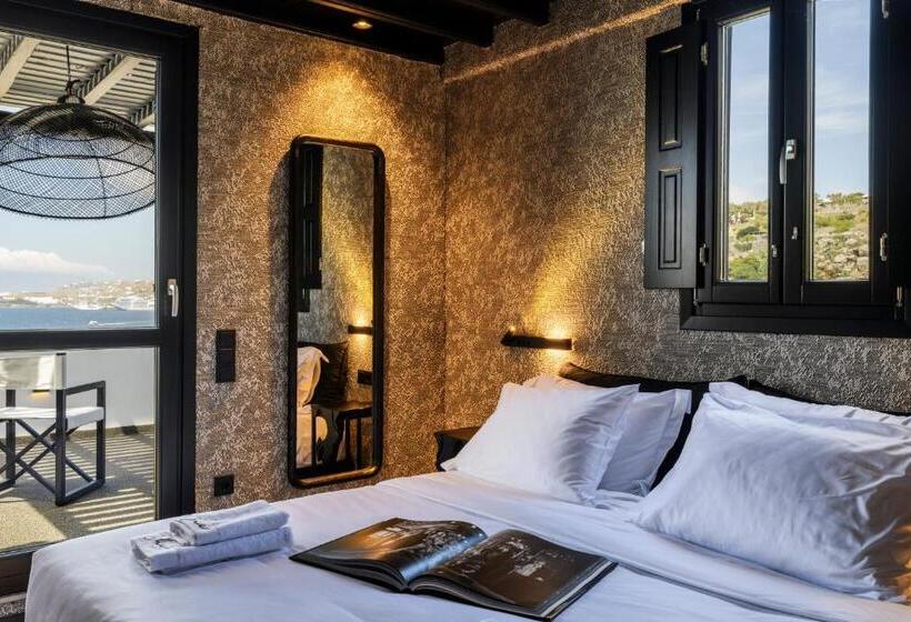 سوییت با چشم‌انداز دریا, She Mykonos Boutique