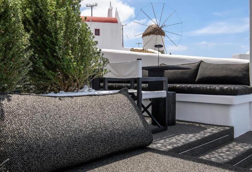 اتاق استاندارد با چشم‌انداز استخر, She Mykonos Boutique