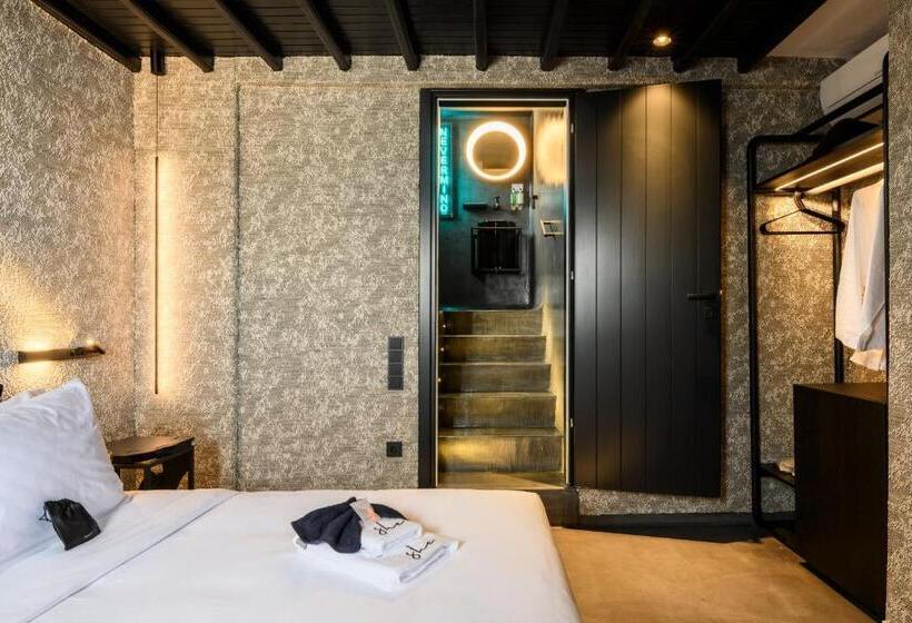 اتاق استاندارد با چشم‌انداز استخر, She Mykonos Boutique