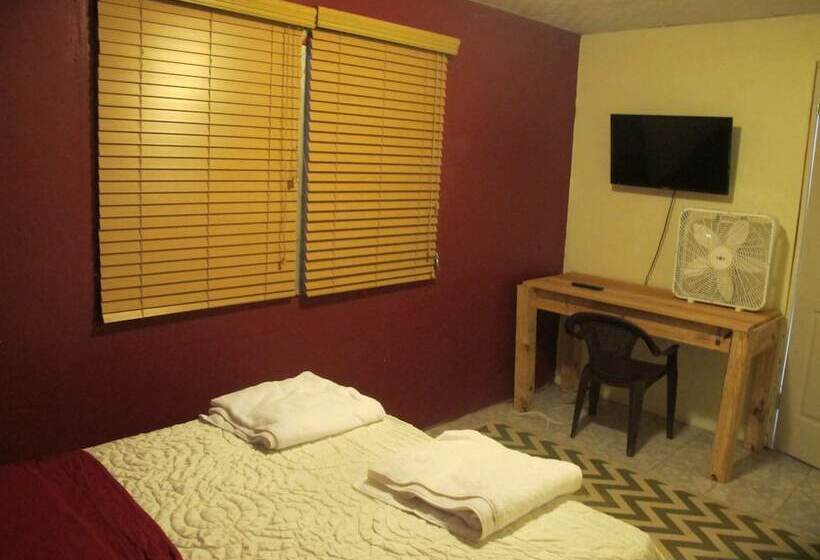 اتاق استاندارد, Waterfall Hostel