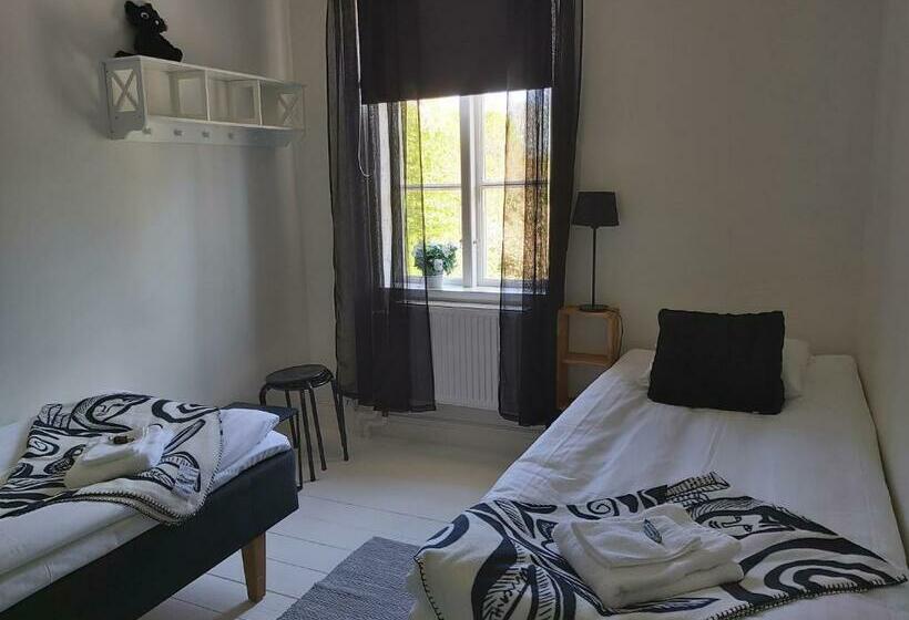 اتاق استاندارد با سرویس بهداشتی مشترک, Gotland Of Sweden   Bed & Breakfast