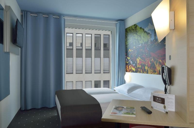 اتاق استاندارد با تخت بزرگ برای معلولان, Avid S Melbourne Viera
