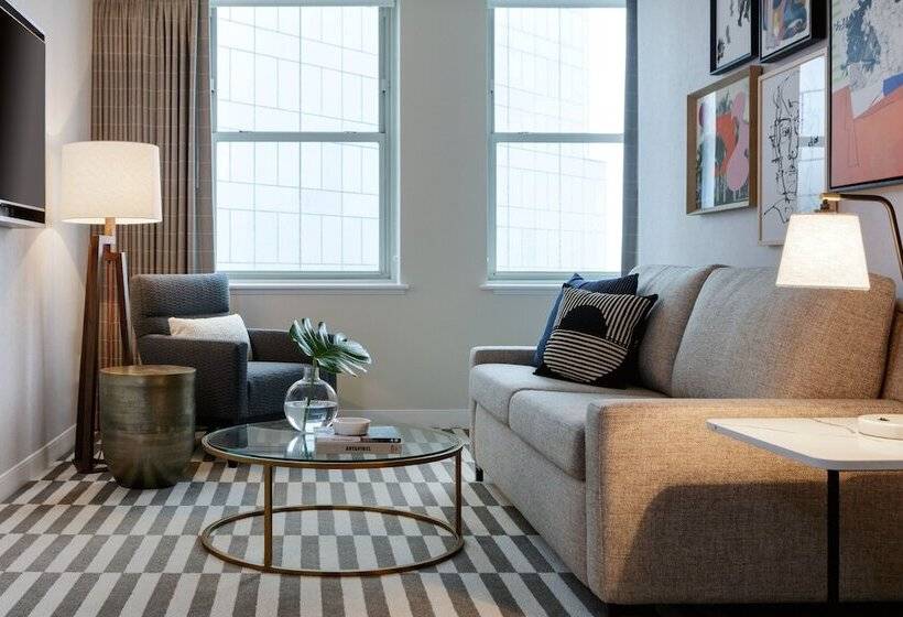مجموعه ویستا شهر, Kimpton   Harper Hotel, An Ihg