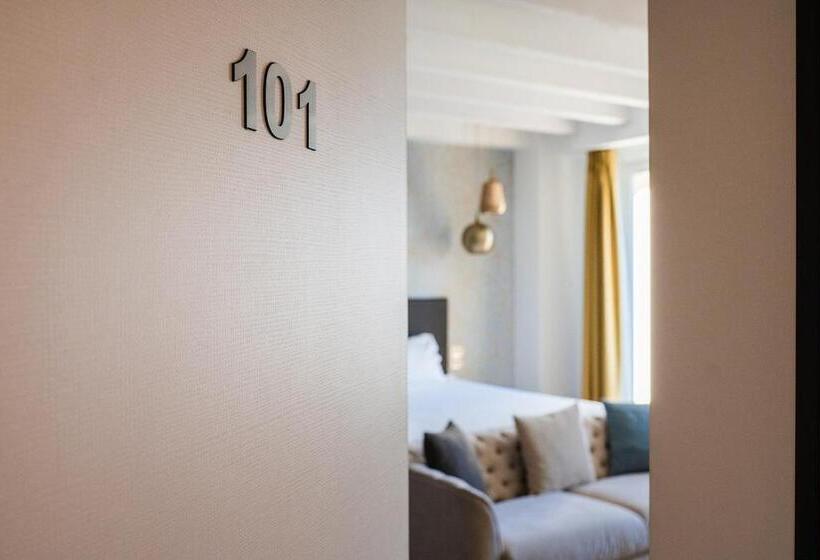 Suite with lake view, Luxury Suites Rocopom   Lake Front