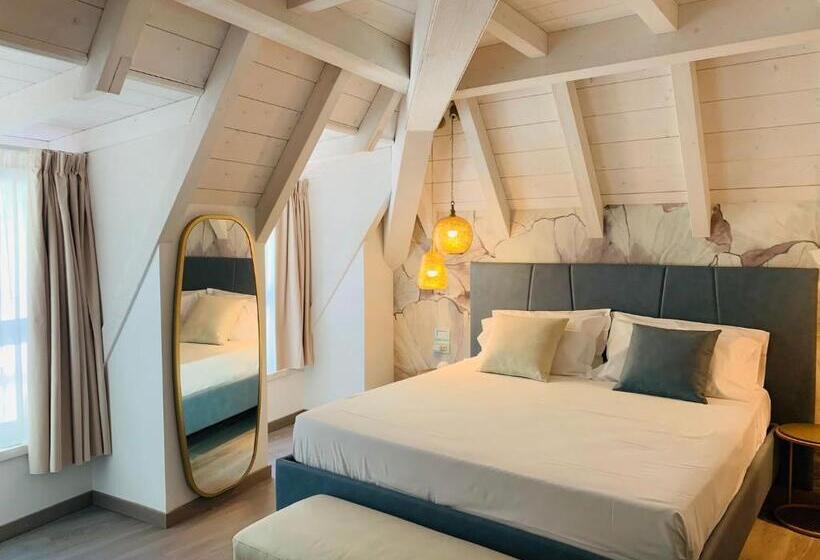 اتاق استاندارد با چشم‌انداز کوهستان, Luxury Suites Rocopom   Lake Front