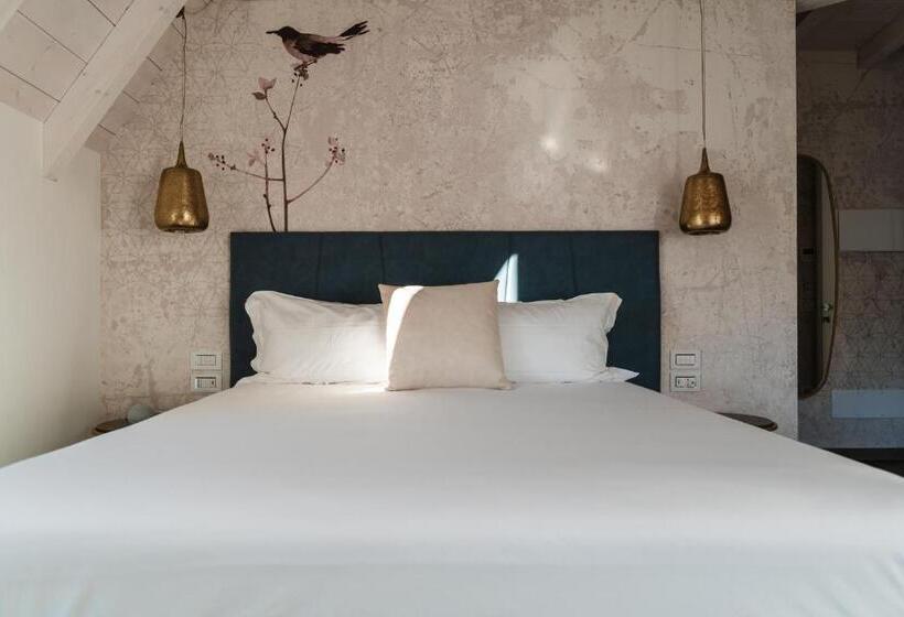 اتاق لوکس با چشم‌انداز دریاچه, Luxury Suites Rocopom   Lake Front