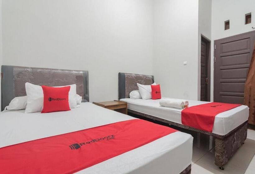 اتاق استاندارد, Reddoorz Syariah Near Jalan Jakarta Samarinda