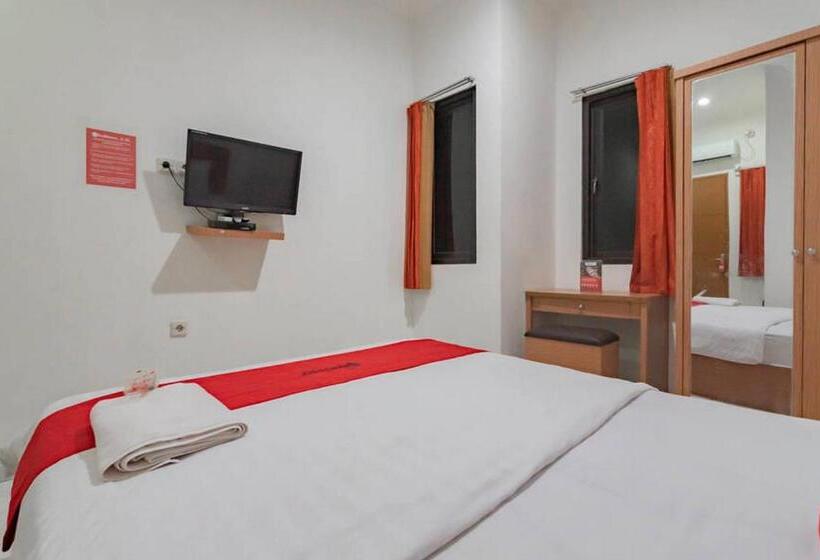 اتاق اکونومی, Reddoorz Syariah At Hotel Tiga Er Near Karawang Central Plaza