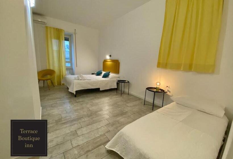 اتاق لوکس سه تخته, Terrace Boutique Inn