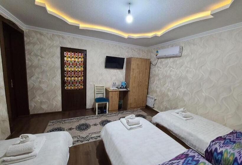 اتاق راحتی سه تخته, Samarkand сity Guest House