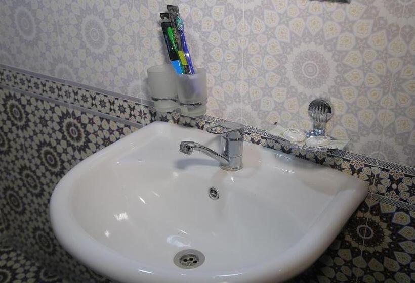 اتاق استاندارد با چشم‌انداز, Samarkand сity Guest House