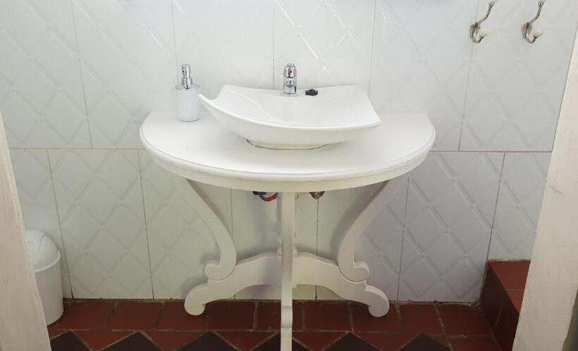 اتاق استاندارد اینتریور, Fountain Villa