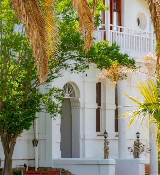 اتاق استاندارد با چشم‌انداز استخر, Fountain Villa