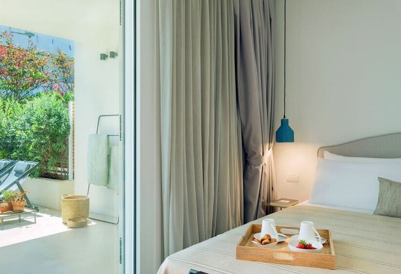 اتاق لوکس با وان آب گرم, Domìa Boutique Hotel E Cucina