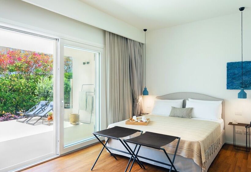 اتاق لوکس با وان آب گرم, Domìa Boutique Hotel E Cucina