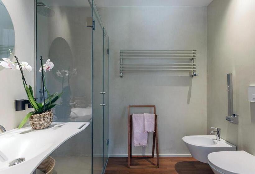 اتاق لوکس با وان آب گرم, Domìa Boutique Hotel E Cucina