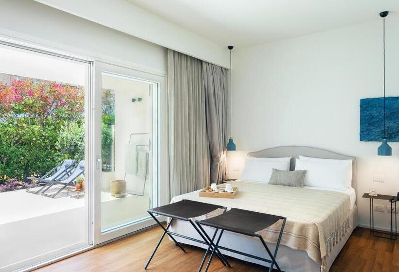 اتاق لوکس با وان آب گرم, Domìa Boutique Hotel E Cucina